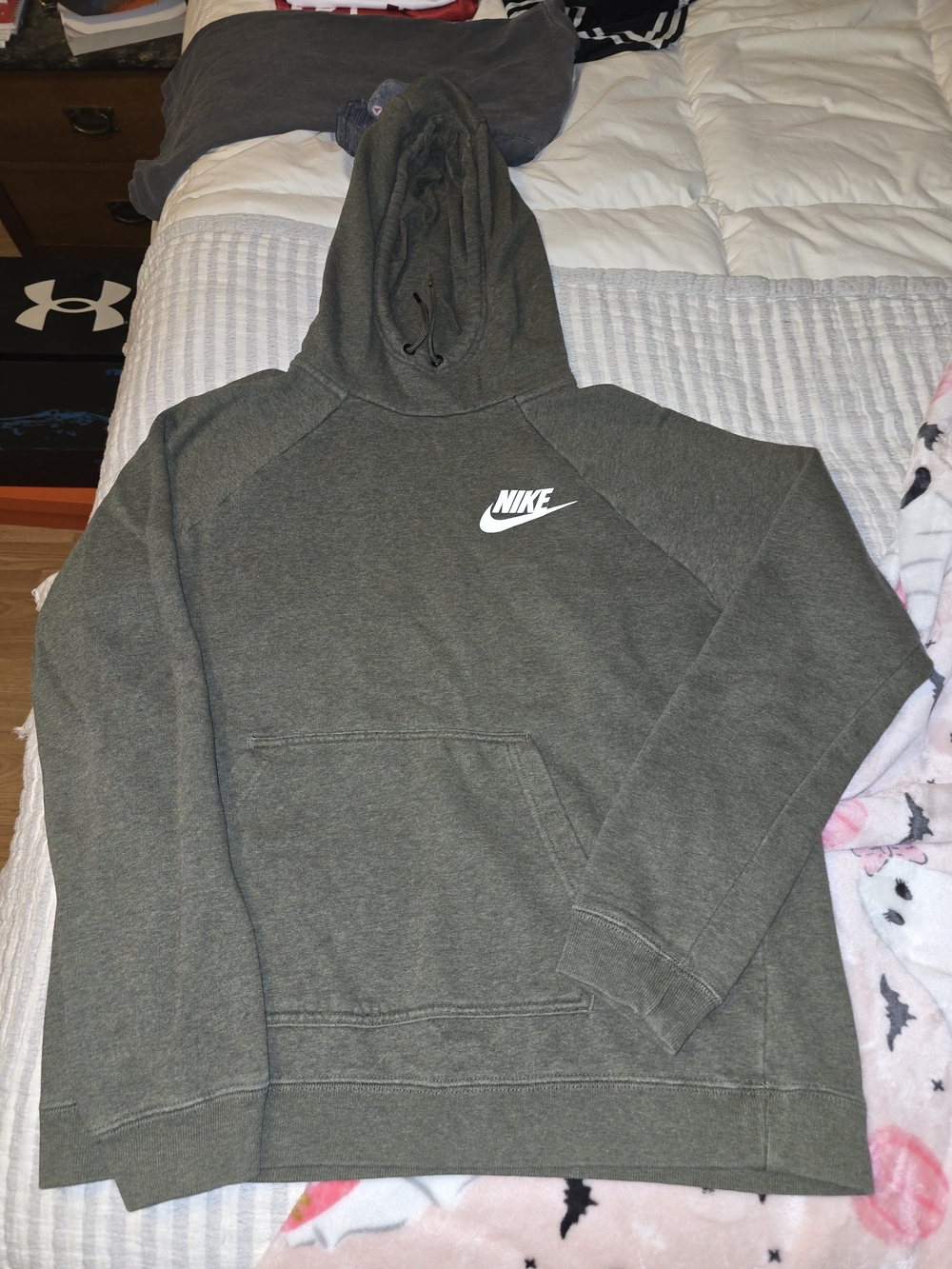 Nike Muted Olive Green Crewneck Hoodie with White Logo Size M Unisex